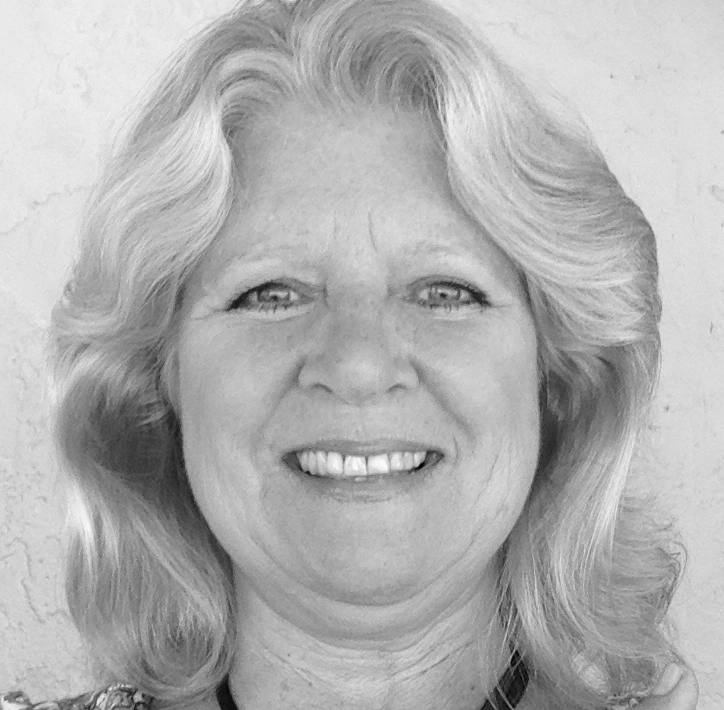 Kimberlee Esselstrom Headshot
